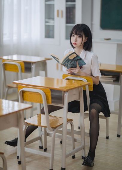 秋霞三级高清观看